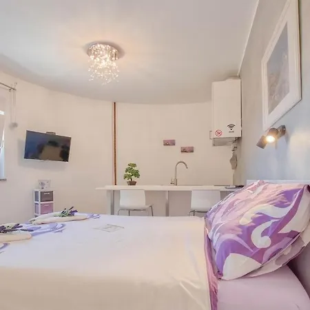 Silos Lavanda Apartment Novigrad (Istria)